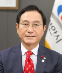 [동정] 박상돈 천안시장, 4일 복지·장학재단 후원금 전달식 참석