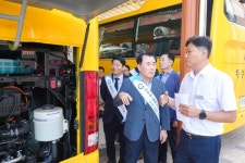 충남교육청, 천안인애학교에 충남 최초 친환경 수소전기 통학버스 도입