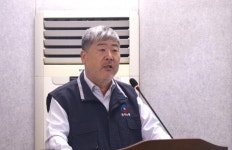 노동자가 앞장서서 자주와 평화의 시대로!
