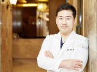 부산 젠의원 가슴성형, 만족스러운 결과 위해 충분한 상담 필요