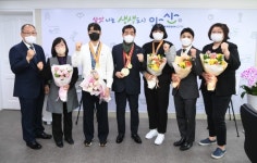 안산시청 유도부, 국내외 대회 잇따라 입상…유도 명가 안산시 입증