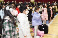 k-시흥시 반갑다 친구야, 설렘 가득 피어나는 오늘은 입학식