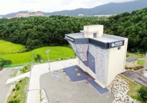 등산학교, 인공암벽장 해빙기 대비 안전점검 완료