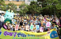 이상일 용인특례시장, 중일초등학교 교통안전 캠페인 참여