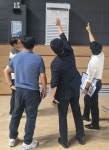 화성특례시의회 김영수의원, 실내배드민턴장 누수 피해 현장 방문