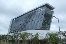 동서발전 울산화력발전소 구조물 붕괴…2명 구조·7명 매몰