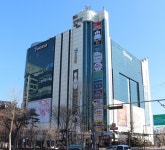 부천 라온파티 직원 1명 추가 확진 - 인천 계양구 효성동 거주 50대 여성