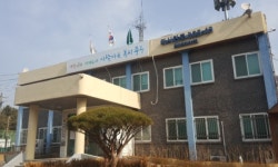 폐건전지와 우유팩 생필품으로 바꿔가세요