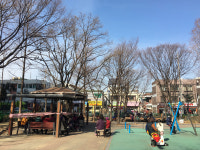 봄날을 오가는 길목, 용일사거리 일대