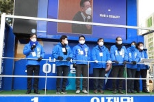 경제대통령 vs 정권교체... 여야 인천서 대대적 출정식