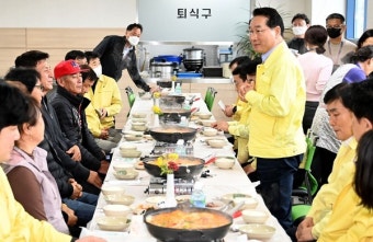 유정복 인천시장 연평도 방문... 