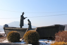 고인돌·첫교회·평화전망대 지나 돈대까지 - 역사로 흐르는 교산천
