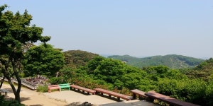 세상을 비추는 자비로운 등불, 전등사에서