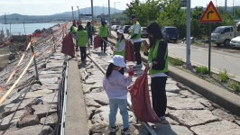 영종봉사단 삼목항 해변청소