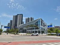 백운골 복닭잔치로 폭염 날려 버려요... 영종노인복지관에 웃음 꽃