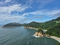 거대한 모래언덕 · 100m 수직 절벽, 국가지질공원... 푸른 섬, 대청