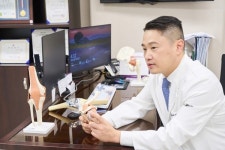 곧바로병원, 김병각 관절센터장 영입