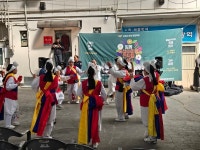 독정이고개 용일자유시장 〈아나바다〉로 오세요