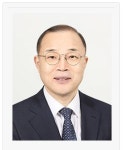 [김용섭 박사의 법과 인문학 단상] 변호사시험 응시제한제도 개선논의 - 오탈자(五脫者) 문제의 새로운 해법(解法)