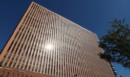 서울역 앞 장그래 빌딩 서울스퀘어, 호텔 컨버전 유력