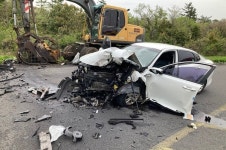 [오늘의 교통사고] 제주서 굴착기 들이받은 운전자 사망...부산과 전남에서도 교통사고 발생