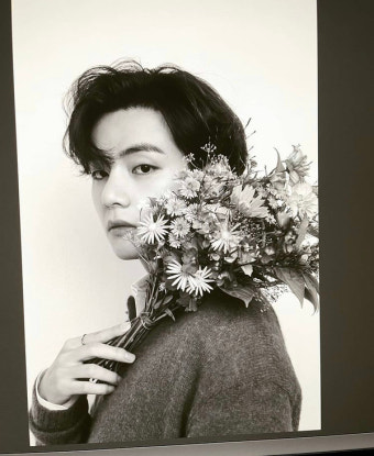 가만히 있던 제니는 무슨죄?…BTS 뷔 해외팬들, 인스타 댓글 테러