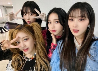 에스파, 립싱크+ 무대 무성의 고려대 축제 논란 왜...'20분에 5천만원'