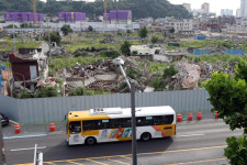 광주 학동참사 재개발 구역 철거 공사 재개... 17개월 만