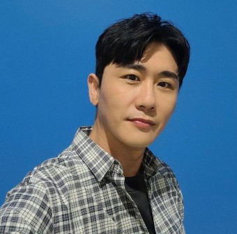 가수 영탁, 상표권 분쟁 1심 승소...