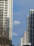 [오늘날씨] 전국 구름많고 일교차 커...수도권· 청주· 전주 낮 최고기온 15도~16도... 미세먼지보통