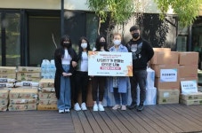 유시스트, BJ덕팔등과 세하의집에 생필품 및 후원금 전달