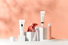 릴리이브, 홈스테틱 리프팅 케어 글로우턴·리프턴 크림 출시