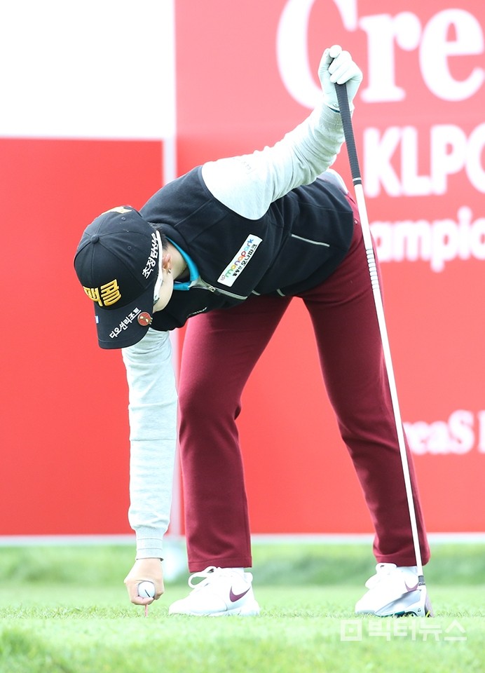 KLPGA, 엄마 골퍼들 위한 숙소 제공 결정으로 챔피언십 환경 개선 노력 (100자)