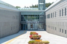 시간의 켜를 따라 걷는 길｜익산 미륵사지와 국립익산박물관, 백제의 숨결을 만나는 현장
