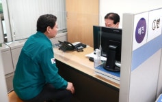 용인특례시 고위공직자부터 코로나19 백신 접종 앞장