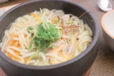 자장면·칼국수는 저렴한 한끼?