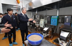 강호동 농협중앙회장,  올들어 현장경영 행보 지속
