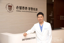 [장규선 원장 건강칼럼] 숙면 방해하는 어깨통증, 여름철 오십견 악화될 가능성 높아