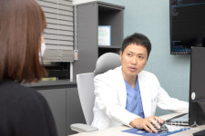 [장규선 원장 건강칼럼] 단짠 식습관에 무리한 운동, 젊은층 무릎관절염 발병 주범