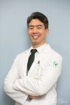 무리한 어깨 운동이 어깨충돌증후군을 유발한다 [박정섭 원장 건강칼럼]