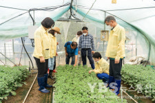 용인시의회 경제환경위원회, 집중호우 피해 처인구 농가 4곳 현장방문 애로청취