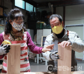 남양주시장, 오남목공동아리 공방서 목공체험으로 소통