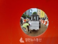 [단독] 광화문 광장 공사는 언제 끝날까?...이번엔 교통섬 공사가 와다다다