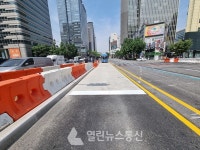 [포토] 점점 완성돼가는 광화문 광장 세종대로 사거리 교통섬...옮겨진 횡단보도
