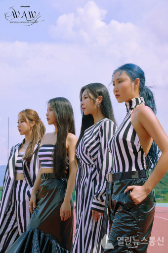 '트랙 위에 선' 마마무, 데뷔 첫 온라인 콘서트 'WAW' 티저 이미지 공개!!