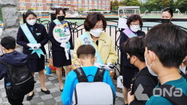안성시, 비룡초교서 어린이 교통안전 캠페인 벌여