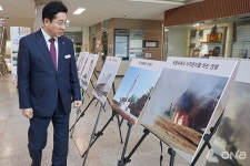 박경귀 아산시장, 서해수호의 날 기념 특별안보 사진 전시회 현장 둘러봐