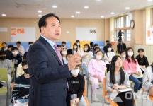 이권재 오산시장, 운산초 5~6학년 대상 직업세계·진로탐색 특강 펼쳐