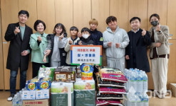 무안군 해제초등학교, 독거 어르신 가정 생필품 전달