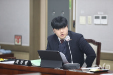 [2023년 수원시의회 행정사무감사]  최정헌 의원 업자들 기억하기 쉬운 번호 차량번호 획득 갖은 편법 동원 민원인 불편 예방해야
